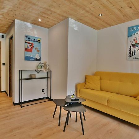 Bel Appartement Centre De Thones Lumineux Et Spacieux Neuf Kültér fotó