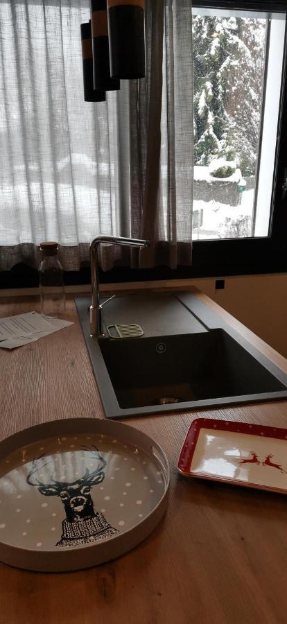 Bel Appartement Centre De Thones Lumineux Et Spacieux Neuf Kültér fotó